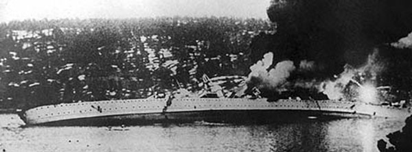 Blcher sinks in the Oslo Fjord